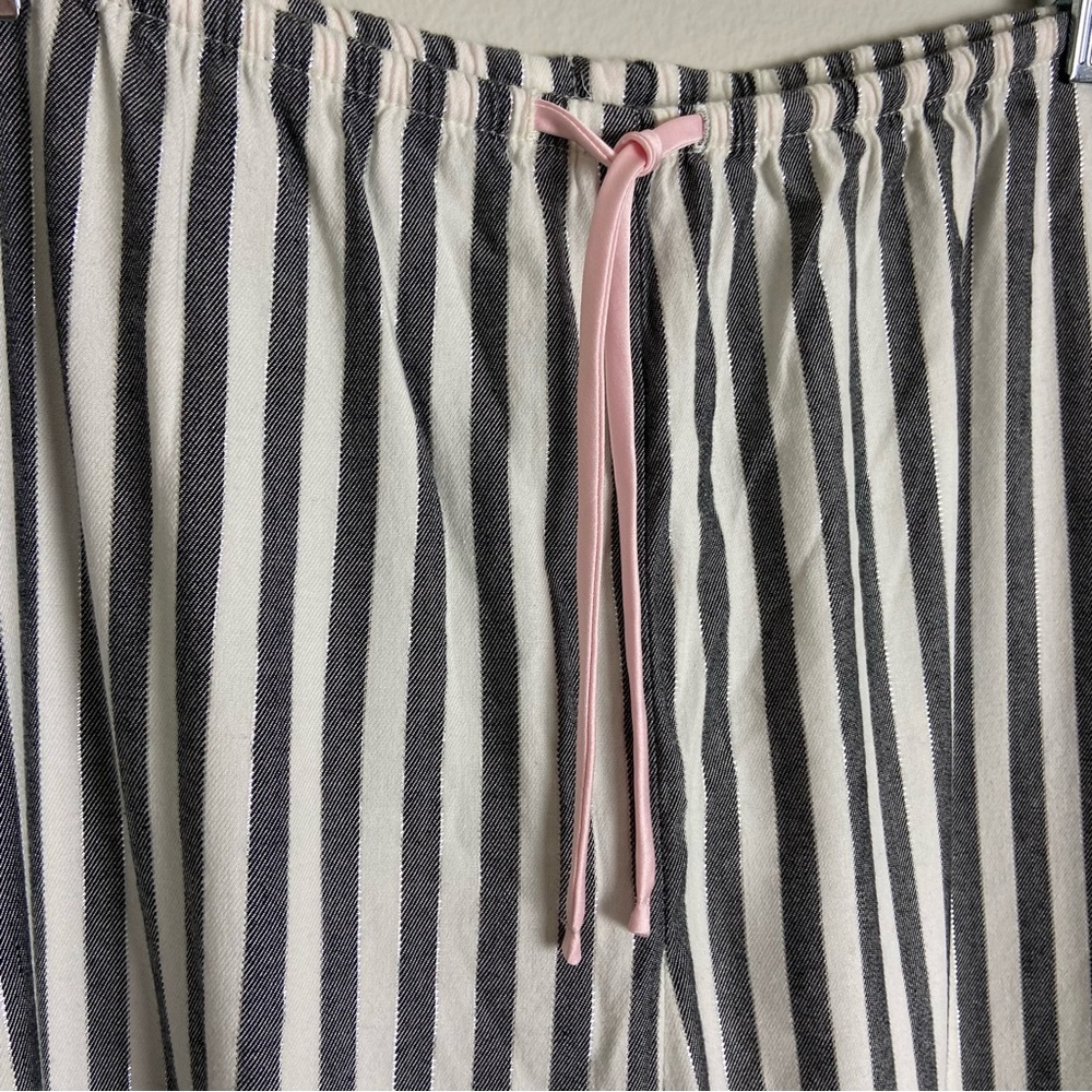 Victoria's Secret XL Gray + White Striped Metallic Flannel Pajamas 2-Piece Set - Picture 11 of 16